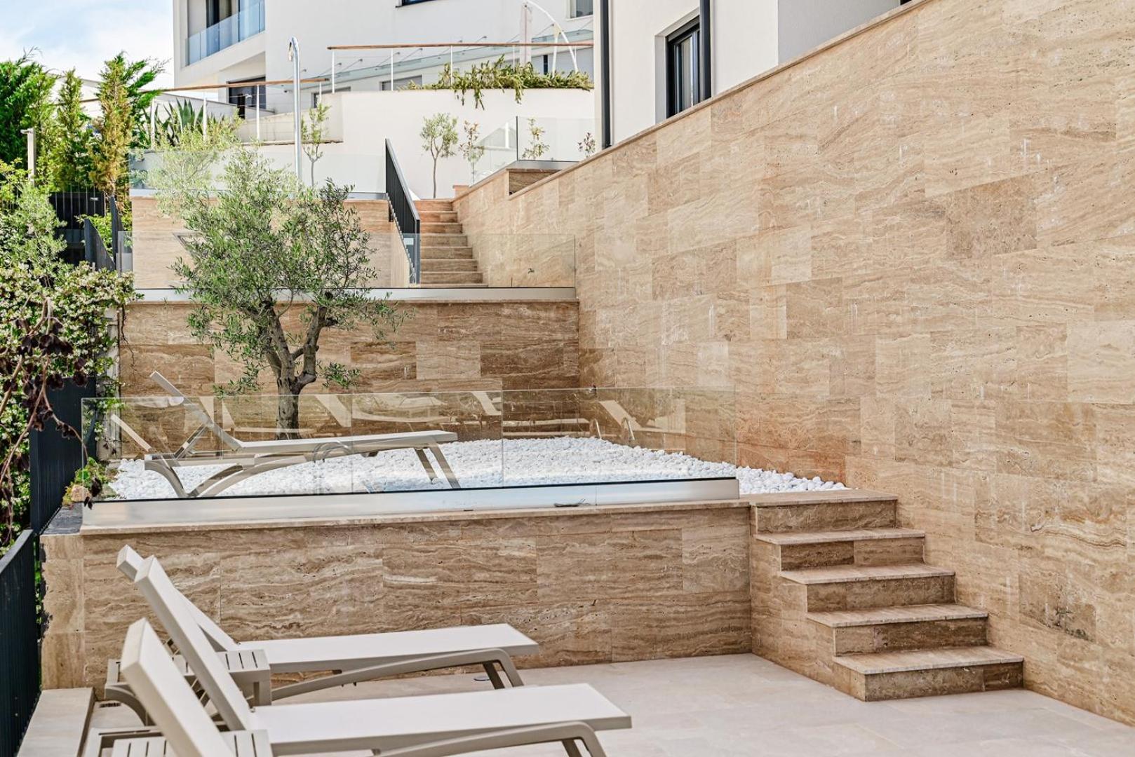 Apartments Sea & Stone Малинска Екстериор снимка